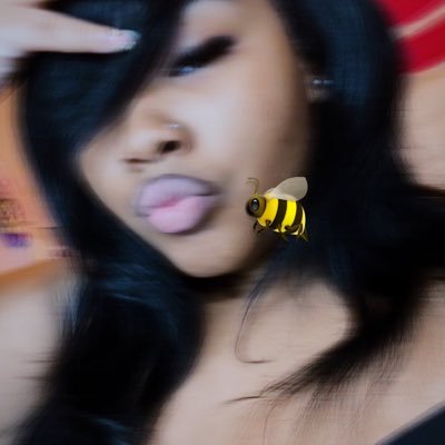 EdmondsBailee's profile picture. life just better when u in your own world …