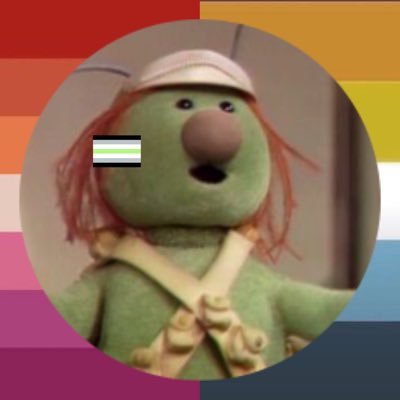 dan and phil + muppets + bugs/critters era 🐛 carrd for other interests :P occasionally an artist @alicksart… etsy in carrd… hehe