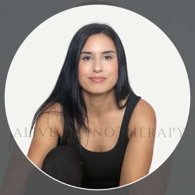 AliveHypnosis's profile picture. 🌺 Alive Hypnotherapy
🕵🏻‍♀️ Transformation Hypnotherapist & Coach 
🧠 Rewire your subconscious & live authentically, unapologetically YOU. 🌅