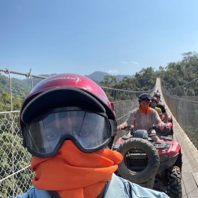 viannip's profile picture. 