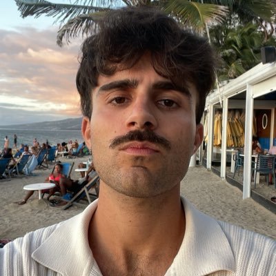 eddyplodocus1's profile picture. un pti gars à moustache