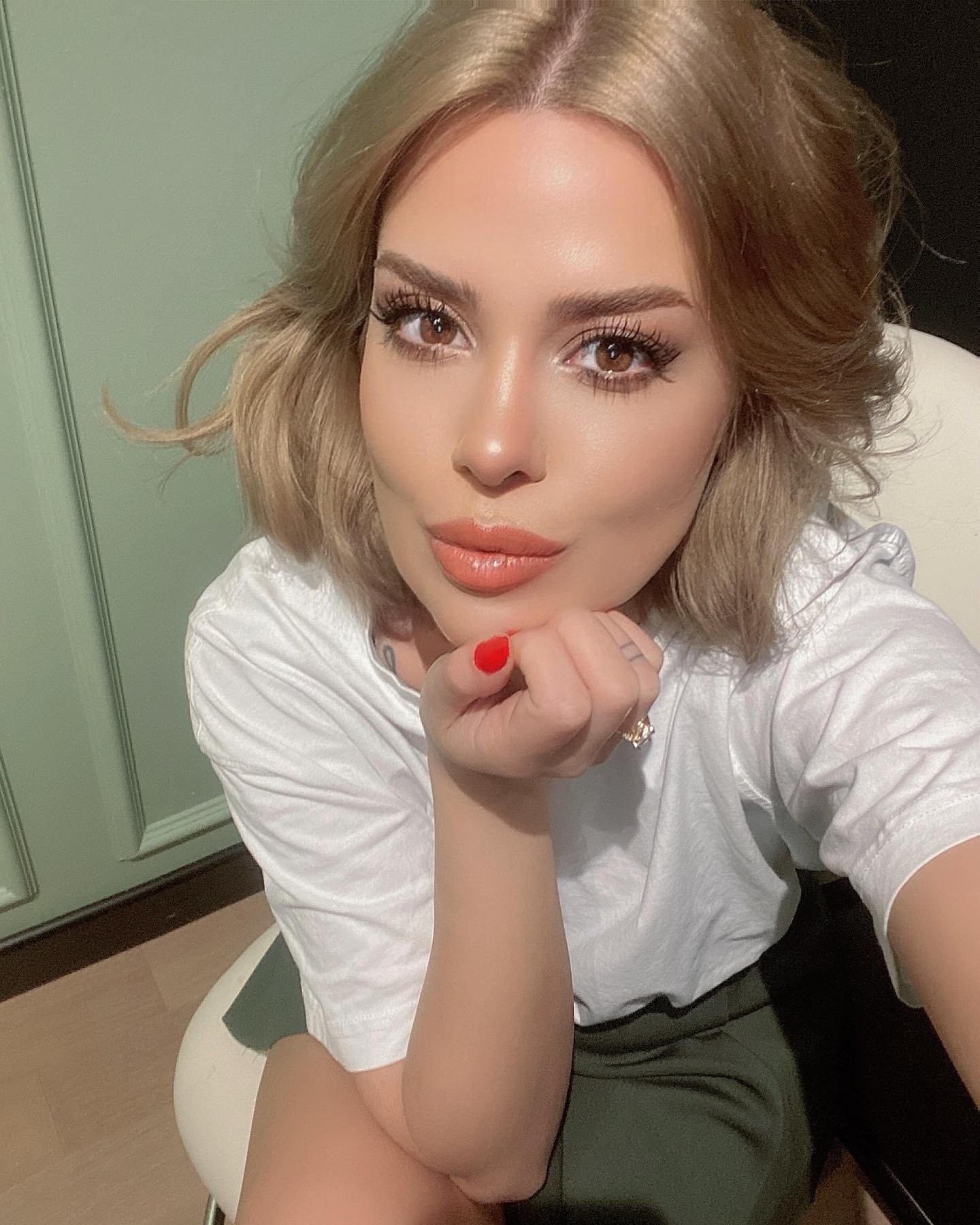 clarabelle8677's profile picture. 