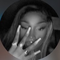 Bae B. (@baddziee) Twitter profile photo