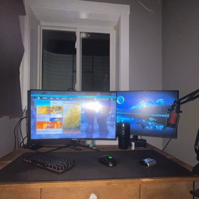 xoticonTT's profile picture. 