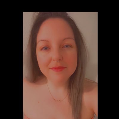 ElizaLovesCoal's profile picture. Leo•33•Married•Chihuahua Momma 🐕🪽🪦🤍🐾