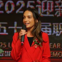 Julia Salazar (@juliasalazar on bluesky) (@juliacarmel__) 's Twitter Profile