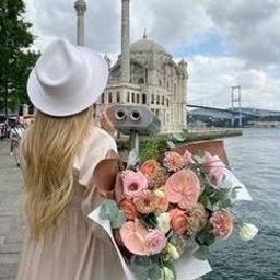 TeighOQfigJj's profile picture. 