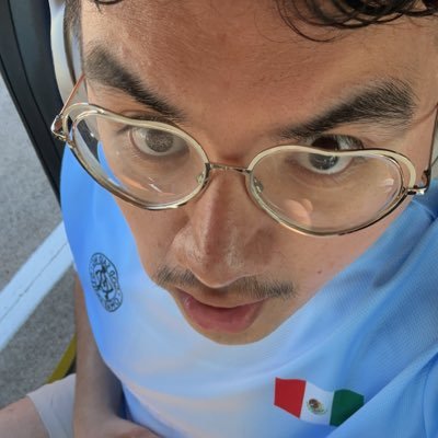 teresaleches's profile picture. 22♓️