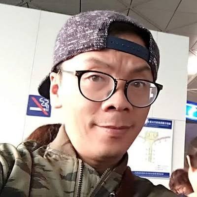 #一人一推
一个觉醒者的呐喊
tan yixiang Human Rights Defender UN Refugee Christian Everyone has a story.
God knows me. He loves me, sees my heart, and knows my story.