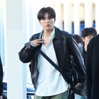 @anin0512 new account😔
- As long as TREASURE has Teume, everything will be fine.- 💎💎 0T10 forever 💗💗 YG Stan