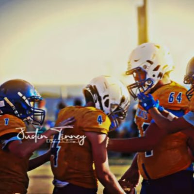 5’9-155 | Comfort High School 28’ | 🏈RB/MLB | SP/OF⚾️ | 4.7 GPA🎓 | 830-431-5115