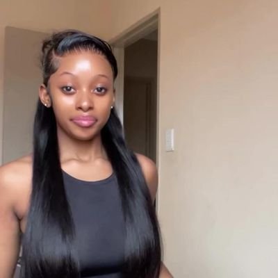 eyengafotso's profile picture. 237 🇨🇲