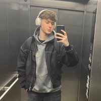 Thore (@thoreschmore) 's Twitter Profile