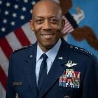 I'm a military general.. I love my country 🇺🇸 that's why I chose to an Army and I'm will love you all to follow back let's be friends
