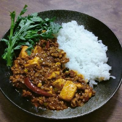 zyakutensamusa's profile picture. 体調崩壊中。