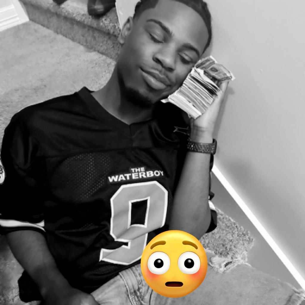 thisofftherec's profile picture. Don’t come on my page if you not delusional my Instagram @tedaamc