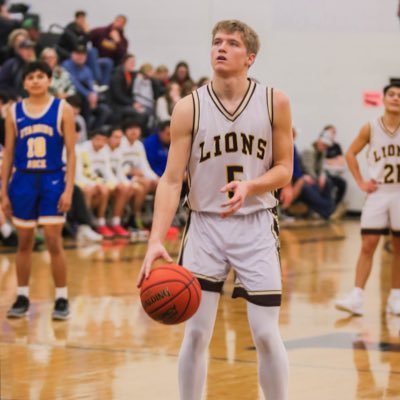 LHS “24| BSC “28|🏀6’2 guard|🏈wide receiver| 701-329-9124| email- jacejjochim@gmail.com