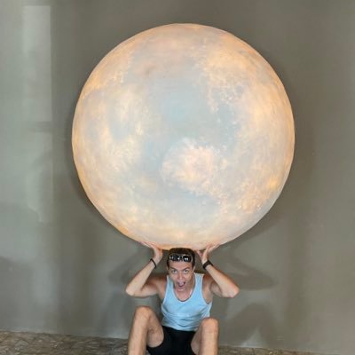 theVla00's profile picture. Hallo, eigentlich poste ich Memes, ich weiß selber nicht was ich hier suche 🐟📍

Besseren content gibs hier @DogeVla_v2