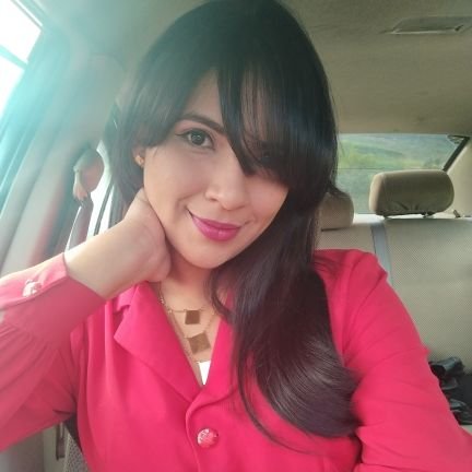 XochilTrejo's profile picture. Economista/UNAH ❤️