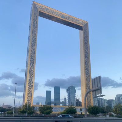 adjHek1kuQ64854's profile picture. 