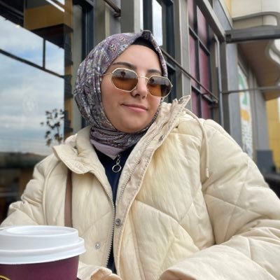 cansel_tanas's profile picture. külün içinde ne arasın gül…