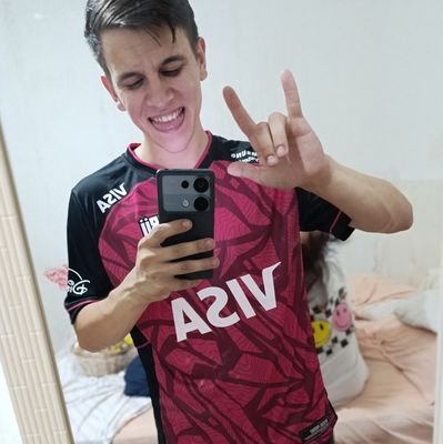 AndresCarriso's profile picture. 24 🤷🏻‍♂️

Karriandont