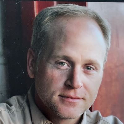 Constitution loving gun connoisseur who sometimes plays golf well. Actor/Stuntman/Producer
