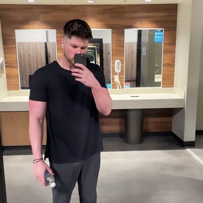 Joshbwman's profile picture. 