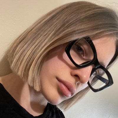 24 🇪🇺 | business developer @Dropstab_com | prev @accenture | researcher | podcast host @CosmosEcosystem | experienced in fintech, banking, crypto | DYOR, NFA
