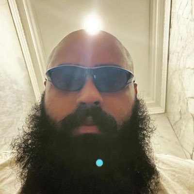 Mohamedatyyy's profile picture. مع كامل احترامي