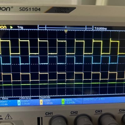 電子工作や回路実験を行なっています!
電気電子工学科を卒業後、回路設計者として従事。設計に役に立つ技術を日々投稿します。
一緒に勉強していきましょう!
電子工作を通じてものづくりの楽しさを皆様にお届けします😊 https://t.co/sMyr2n4Foe