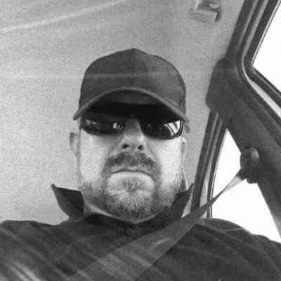 vitamilitiaest's profile picture. 