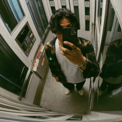 気付いたらワイルズの為にPS5買ってました!大阪でハンターしてます!モンハン以外の趣味は車と洋服ですかね?よろしくお願いします🙏