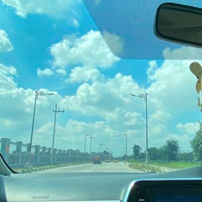 h3yu_5tillth3re's profile picture. 