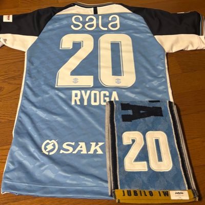 02🚹 ⚽🙌 ジュビロ磐田 佐藤凌我選手 小川航基選手🇳🇱🇯🇵 年代問わず、色んなジュビロサポーターJリーグサポーターと繋がりたいです! 仲良くして頂けたら嬉しいです! フォロー大歓迎です! 無言フォロー失礼致します🙇🙇