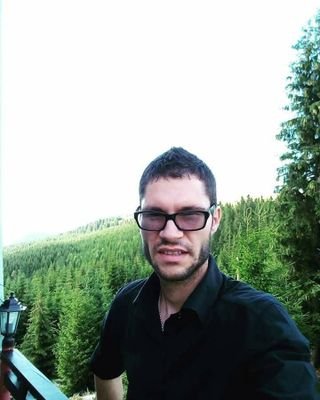 catalyn_000's profile picture. 