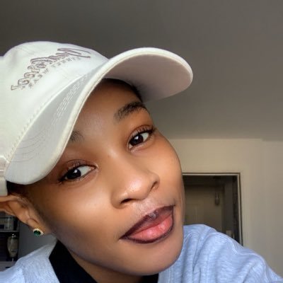 ibukun0luwa_'s profile picture. A bag of diamonds plus a sprinkle of dollars.