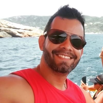 AlexAle15076246's profile picture. 