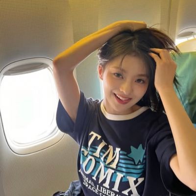 nakkossiii's profile picture. simp 4 lee nagyung