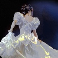 Noemy Hermann (@hermannnoe85380) Twitter profile photo
