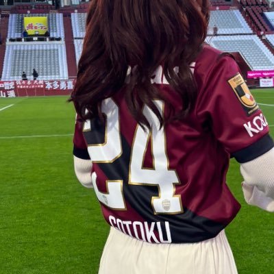 m__v24's profile picture. 𝟎𝟑 / 𝐕𝐢𝐬𝐬𝐞𝐥 𝐊𝐨𝐛𝐞/ #𝟐𝟒 #𝟐𝟑