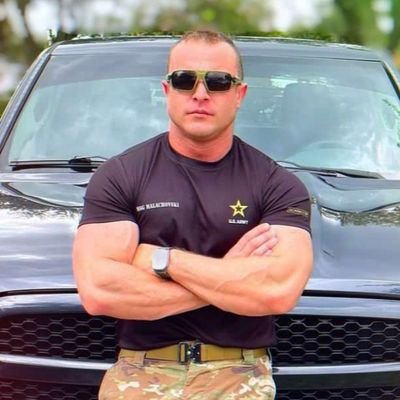 Nando3898429701's profile picture. single gay here