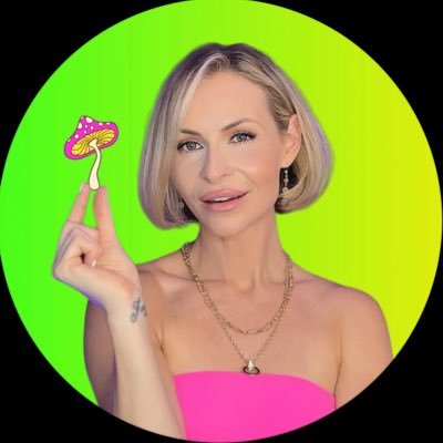 Host of Trips on this pod & Psychedelic Educator. visit our community site https://t.co/5oQUniPK2L