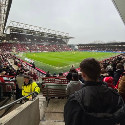 CaseyAshto32258's profile picture. life time bcfc fan, season ticket holder, you reds ❤️🤍