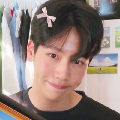 Fadia_aaaaa's profile picture. 🪞ใบปริญญาก็จำเป็น ติ่งก็สำคัญ •₊˚🍨 #เบบี๋ #หมูยอ #กอวฟอเดีย