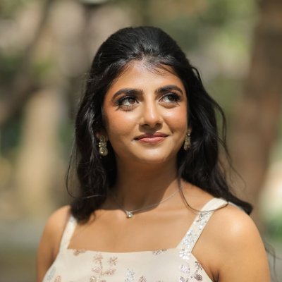 shivk25102000's profile picture. 22
Roleplays
Tamil and English