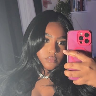 ayoooitsangels's profile picture. just a girl