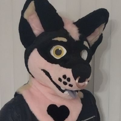 i'm just a gay dog tryna draw sometimes
25 | he/him | 🔞| taken
