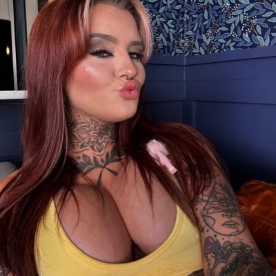 Glad you’re here 🖤 Socials : tik tok @ivyy_nicolee Insta: @ivyy_nicolee