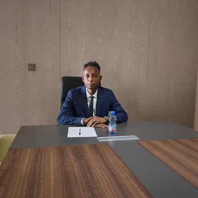 Entrepreneur
Jeune courageux